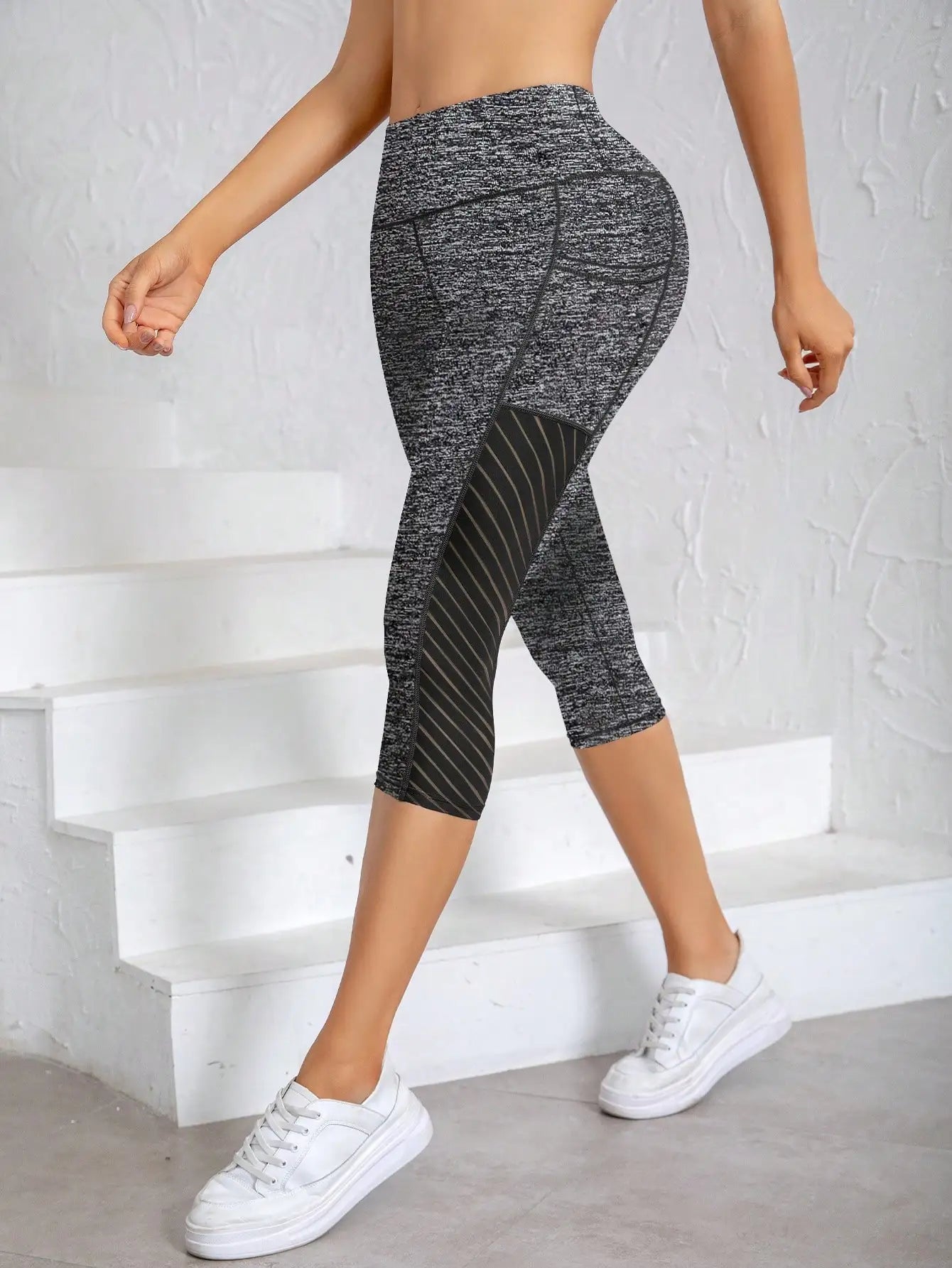 High Waist Capri Leggings With Side Pockets Breathable Stretch Sports Pants For Women